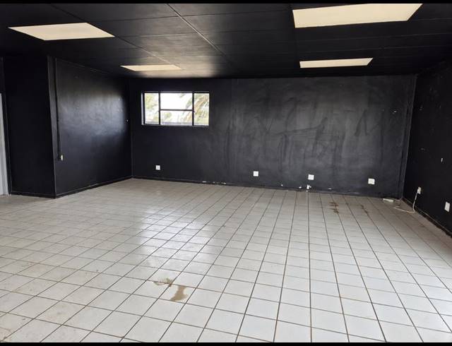 BUSINESS PROPERTY TO RENT IN BOTHAVILLE